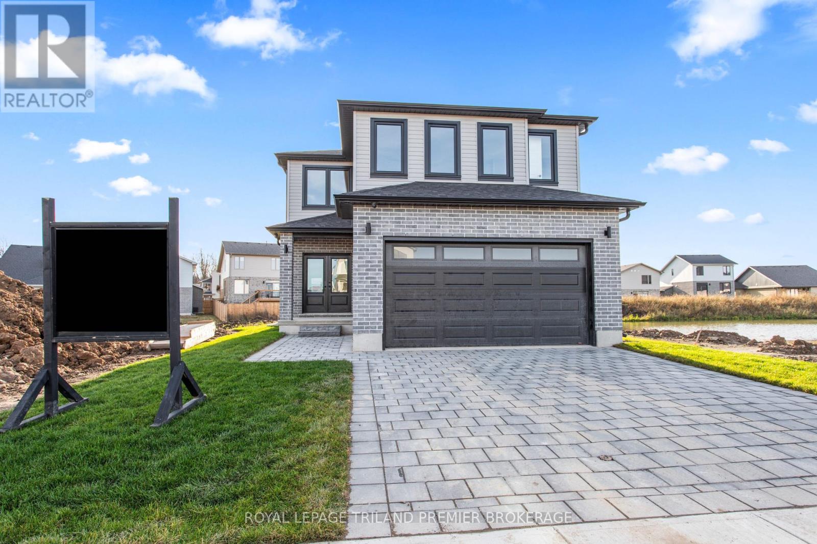 258 HESSELMAN CRESCENT, London