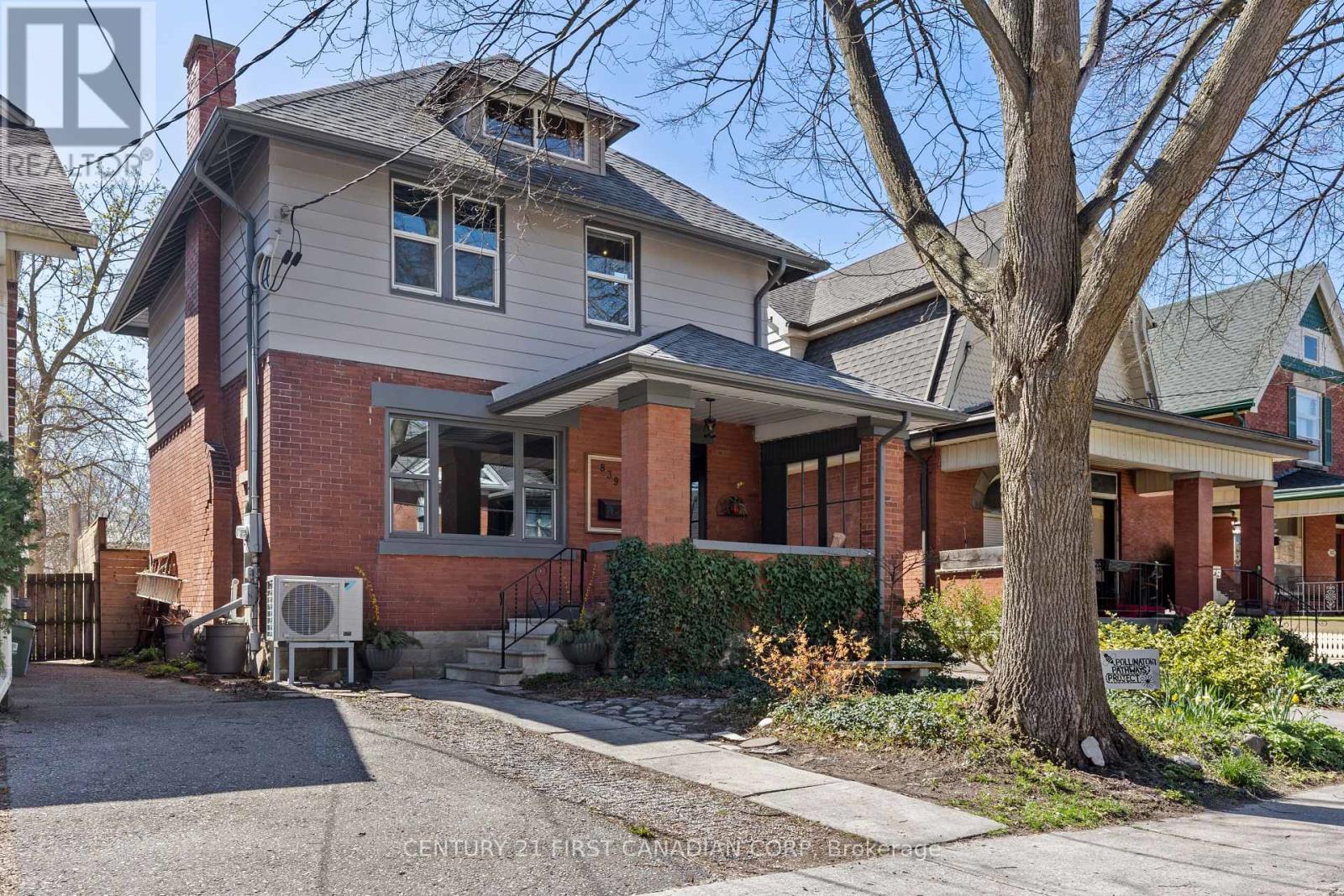 839 DUFFERIN AVENUE, London