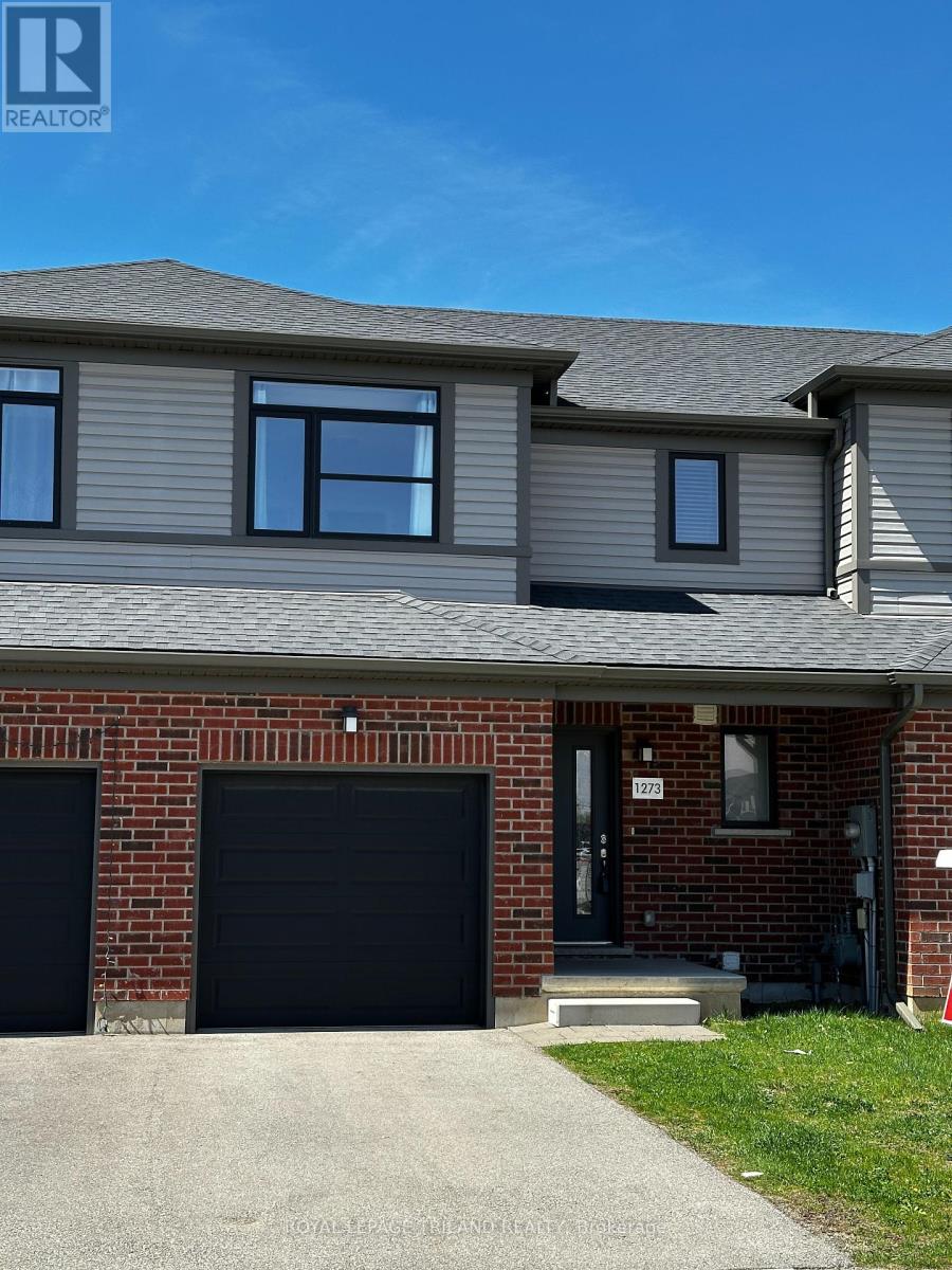 1273 MICHAEL CIRCLE, London East (East D)