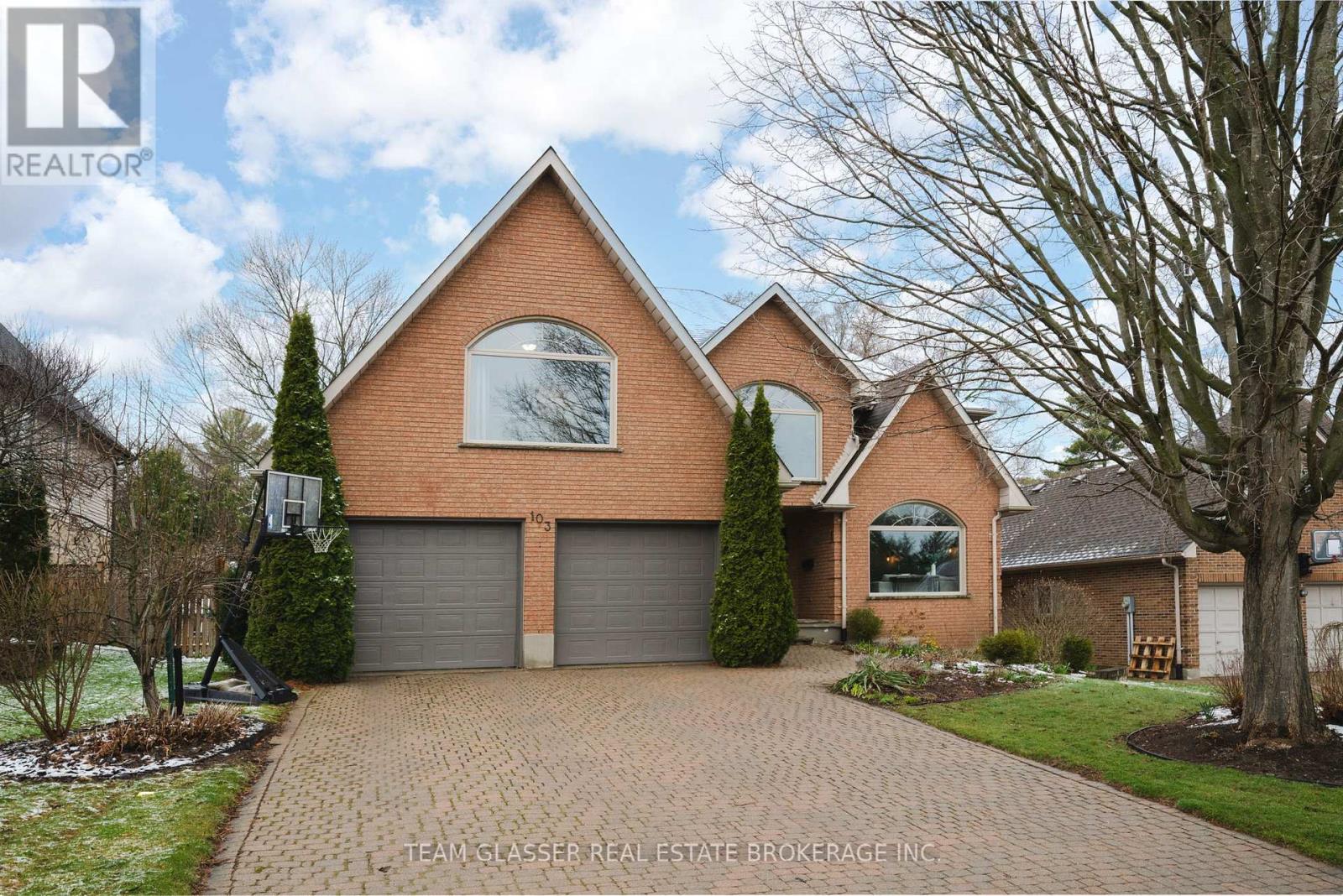 103 ROSE HIP PLACE, London South (South C)