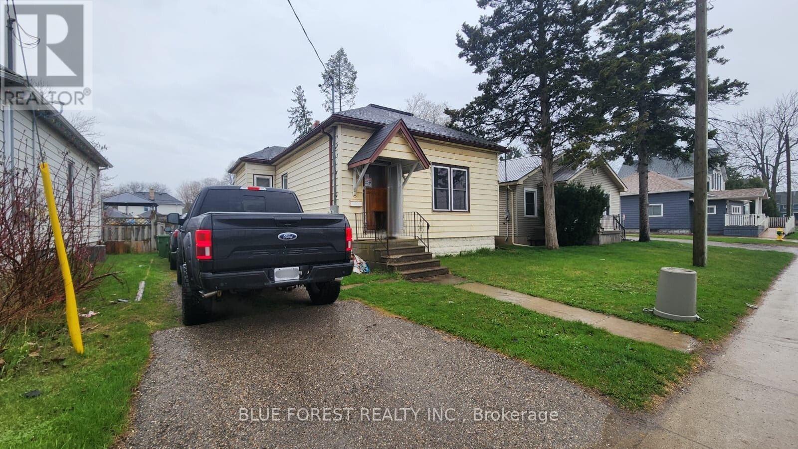 272 WELLINGTON STREET N, St. Thomas