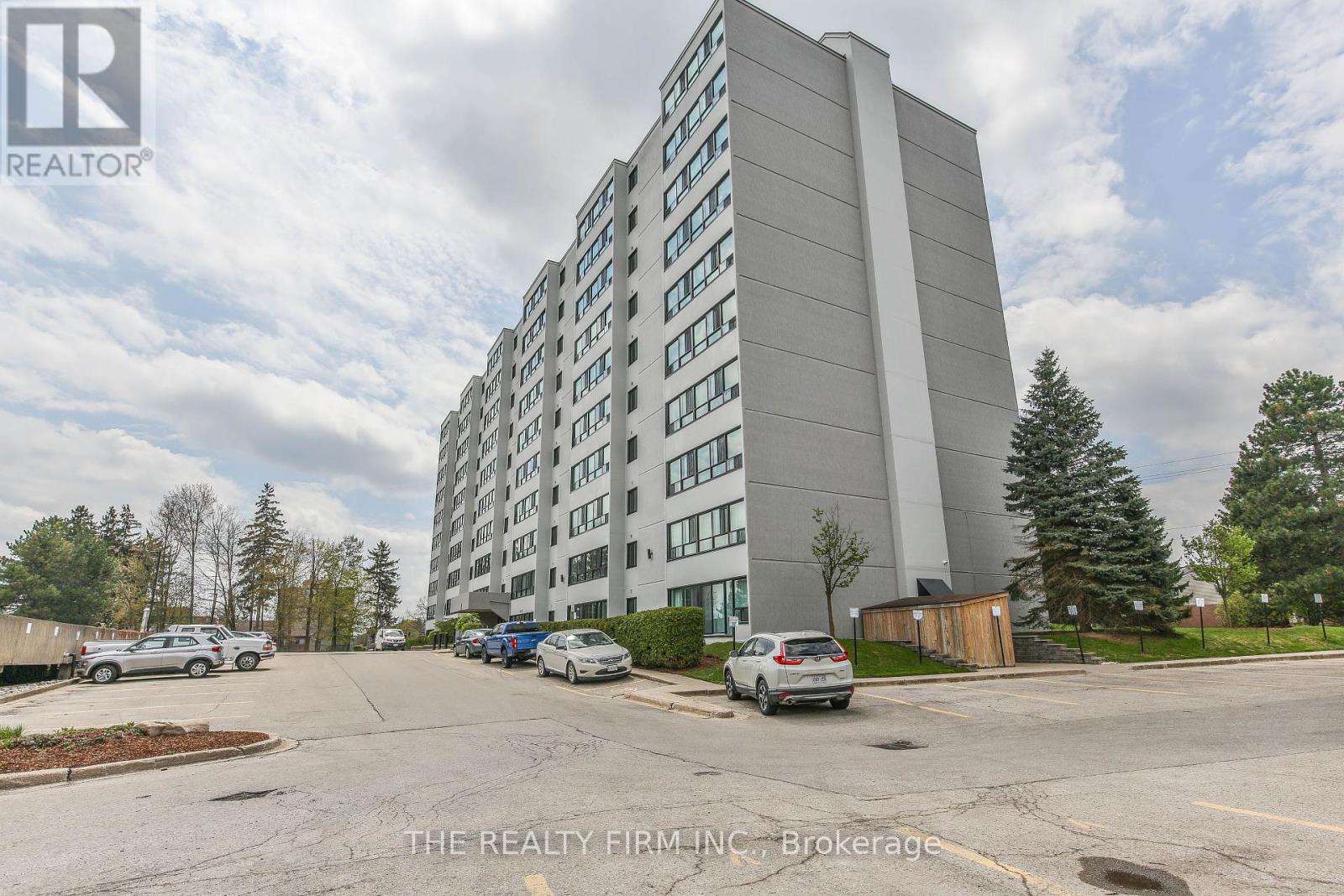 401 - 600 GRENFELL DRIVE, London North (North C)