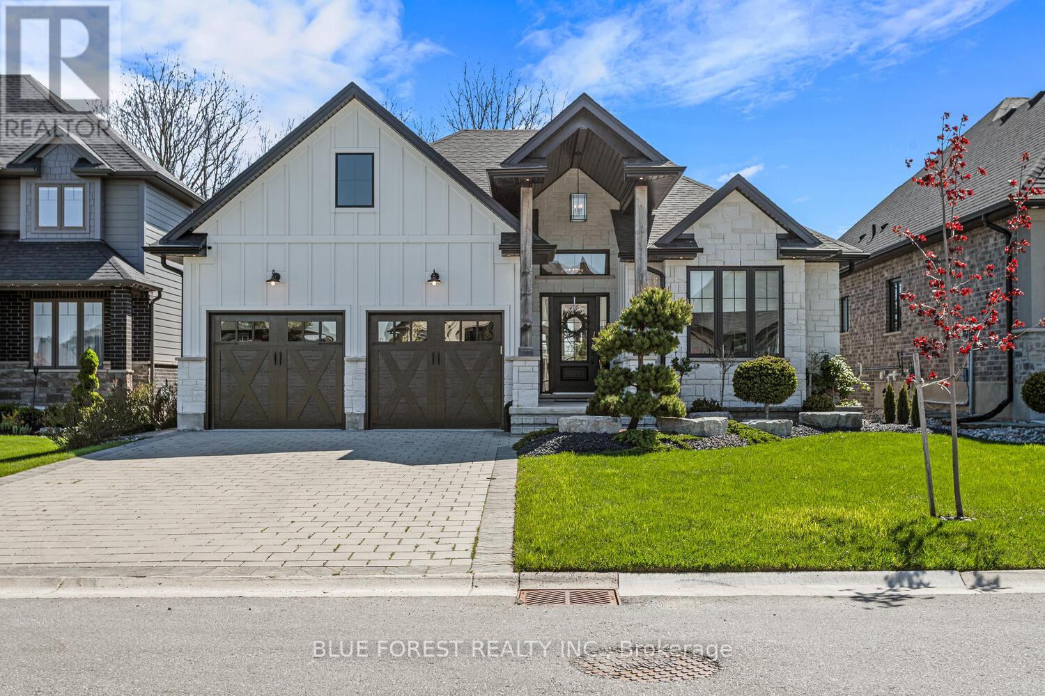 86 KEMP CRESCENT, Strathroy-Caradoc (NE)
