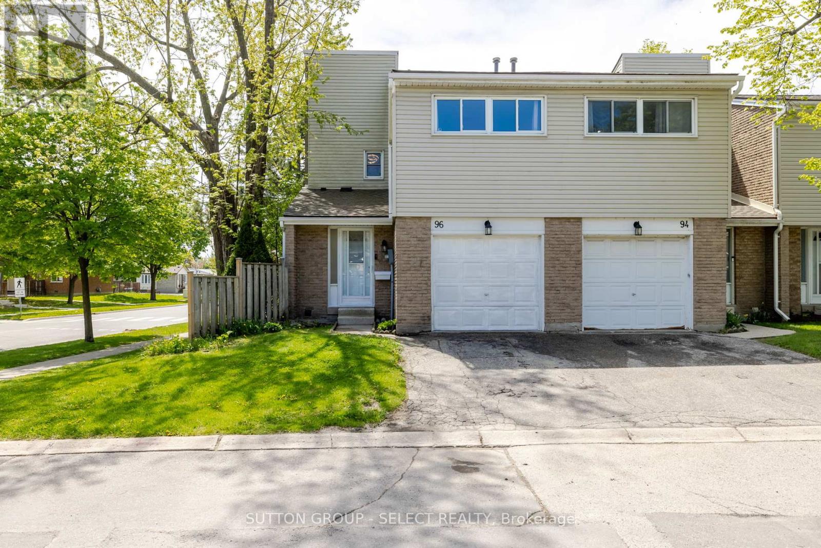 96 - 590 MILLBANK DRIVE, London South (South Y)
