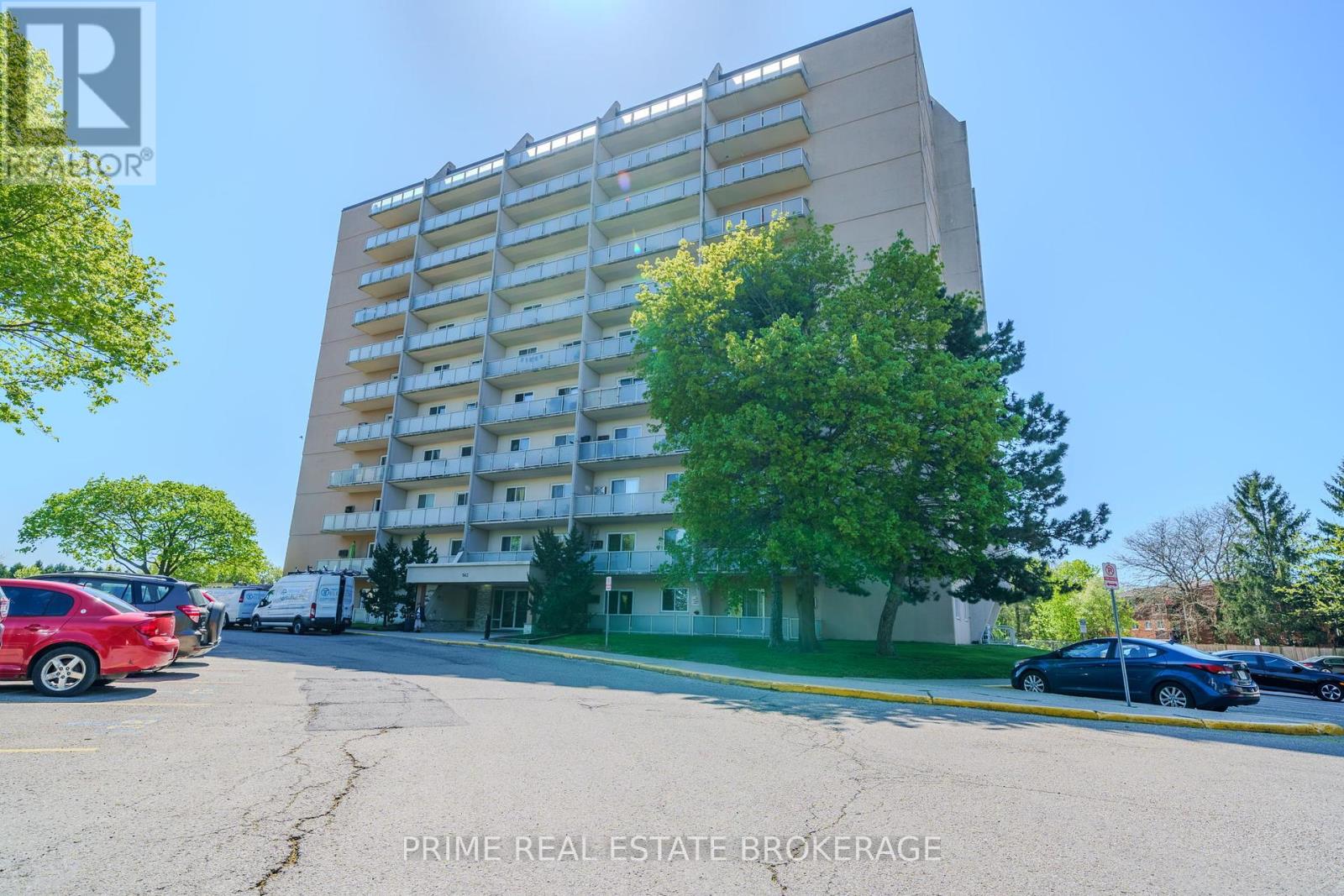 710 - 563 MORNINGTON AVENUE, London East (East G)