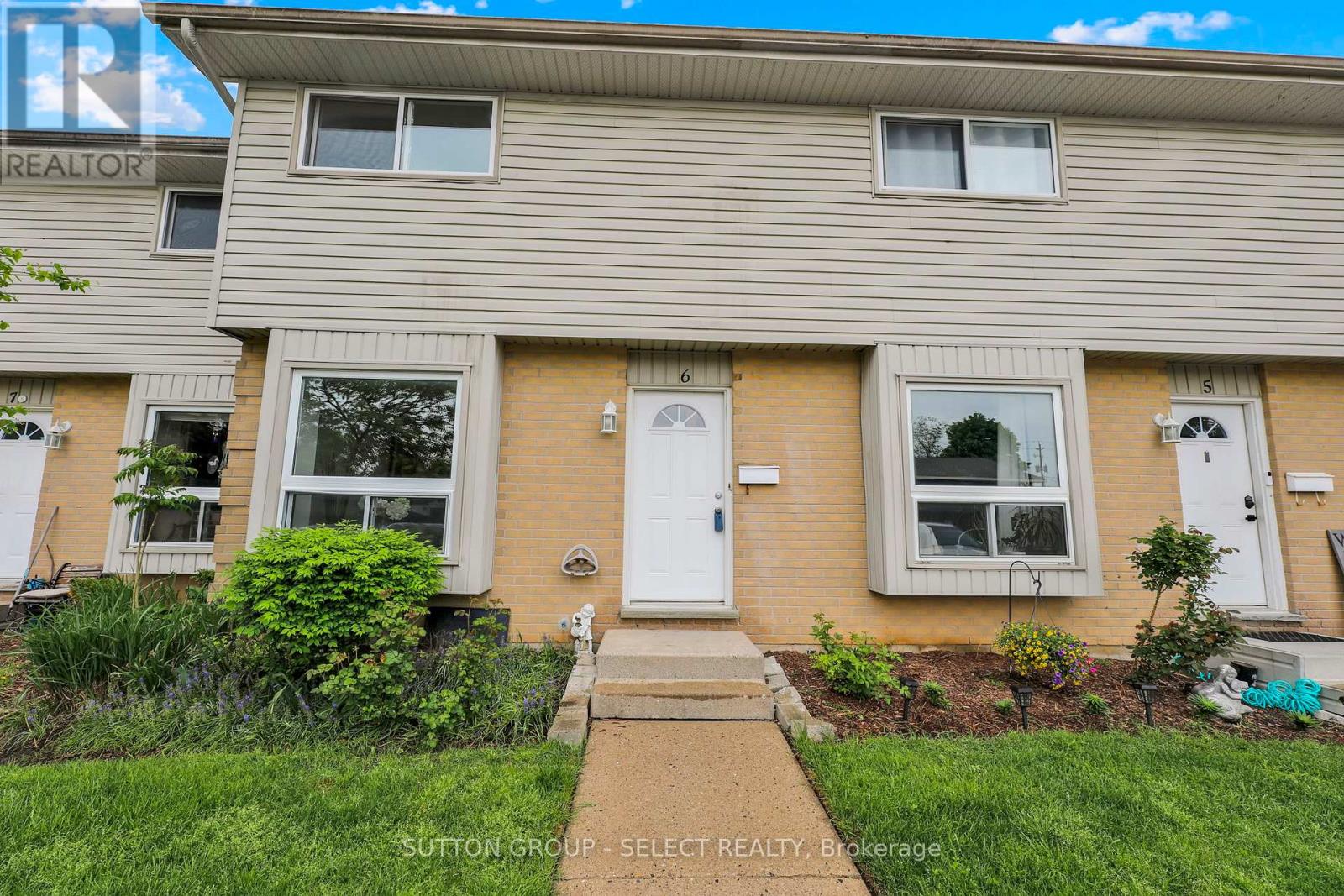 6 - 577 THIRD STREET, London East (East H)