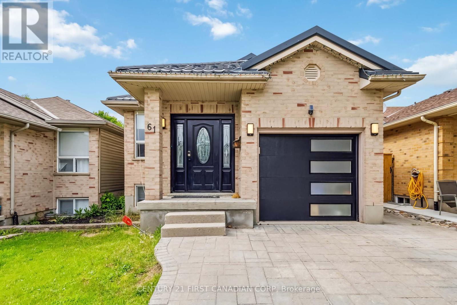 61 TANNER DRIVE, London East (East P)