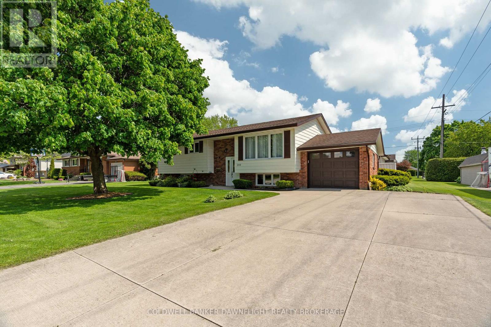 249 CHURCHILL DRIVE, South Huron (Exeter)