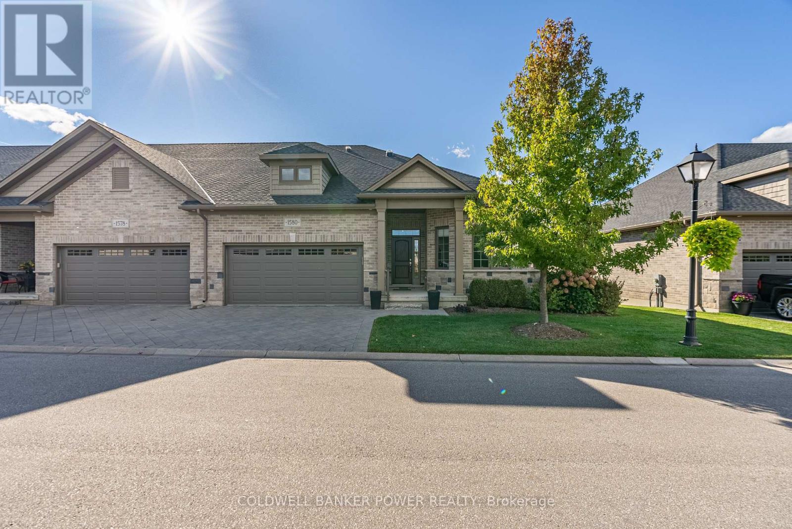 1580 MOE NORMAN PLACE, London South (South A)