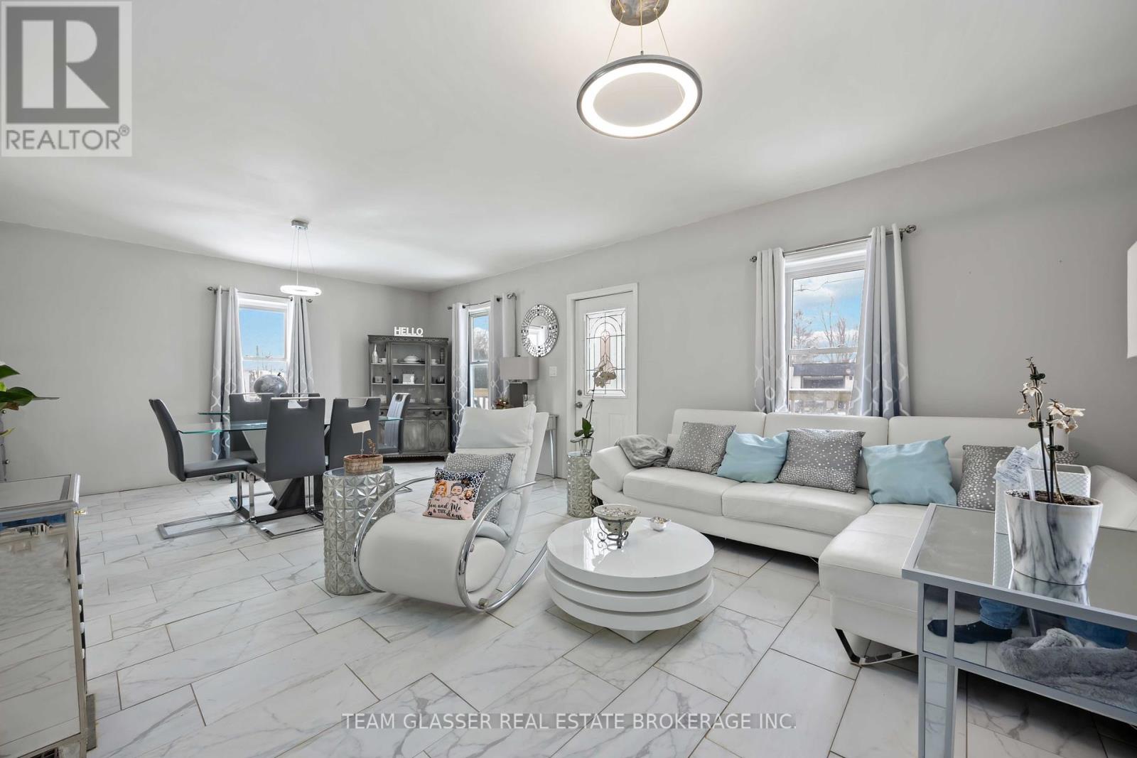 3240 NAUVOO ROAD, Brooke-Alvinston (Brooke Alvinston)