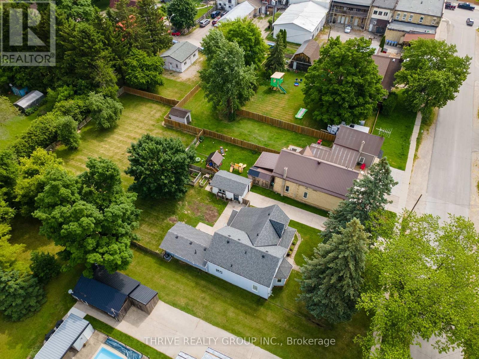 176 MILL STREET, North Middlesex (Parkhill)