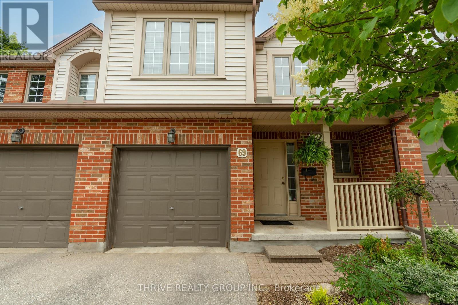 69 - 1100 BYRON BASELINE ROAD, London South (South K)