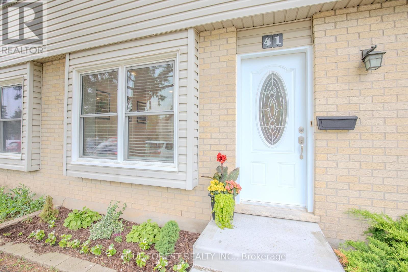 41 - 101 HIGHVIEW AVENUE E, London South (South P)