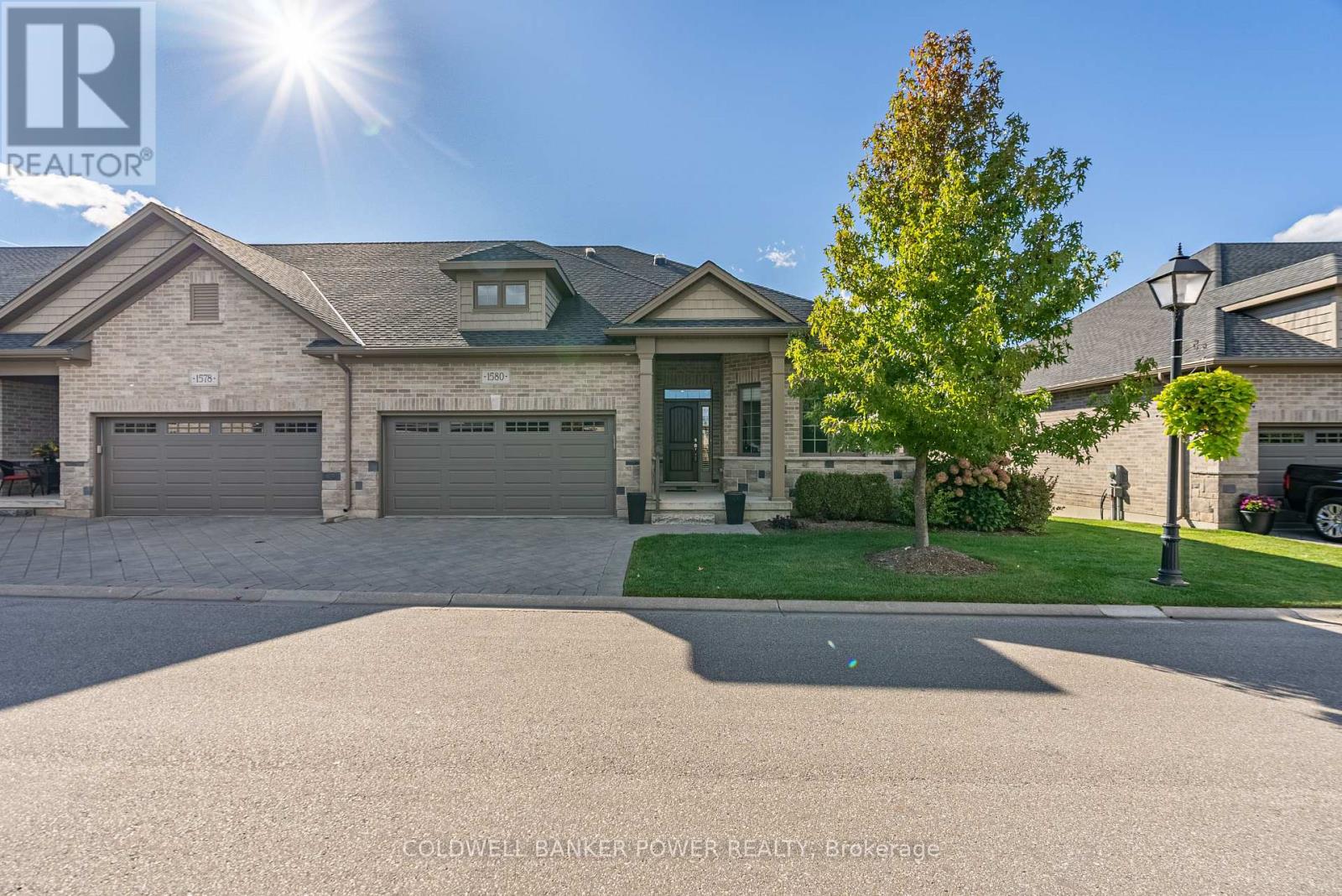 1580 MOE NORMAN PLACE, London South (South A)