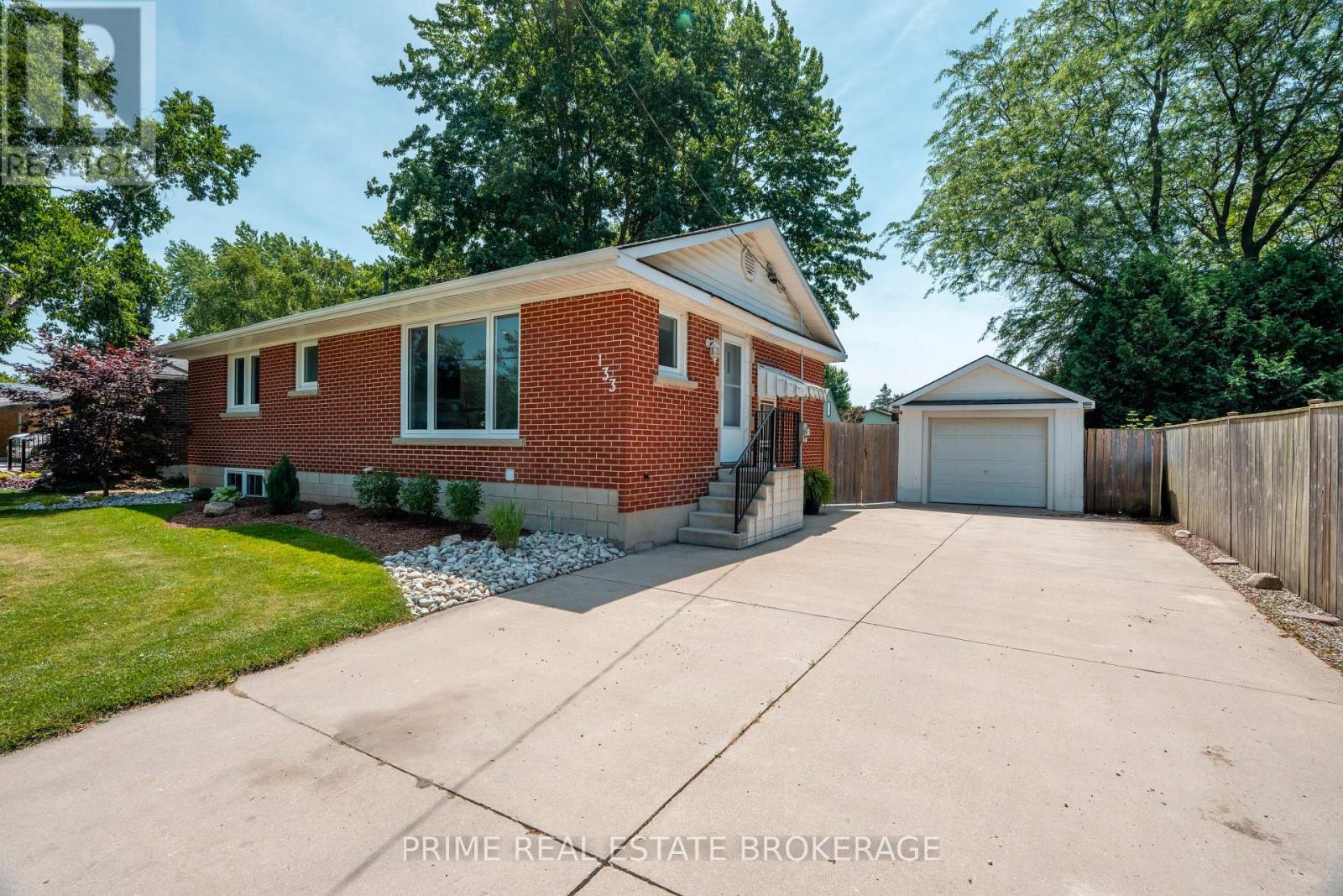 133 SANDERS STREET E, South Huron (Exeter)