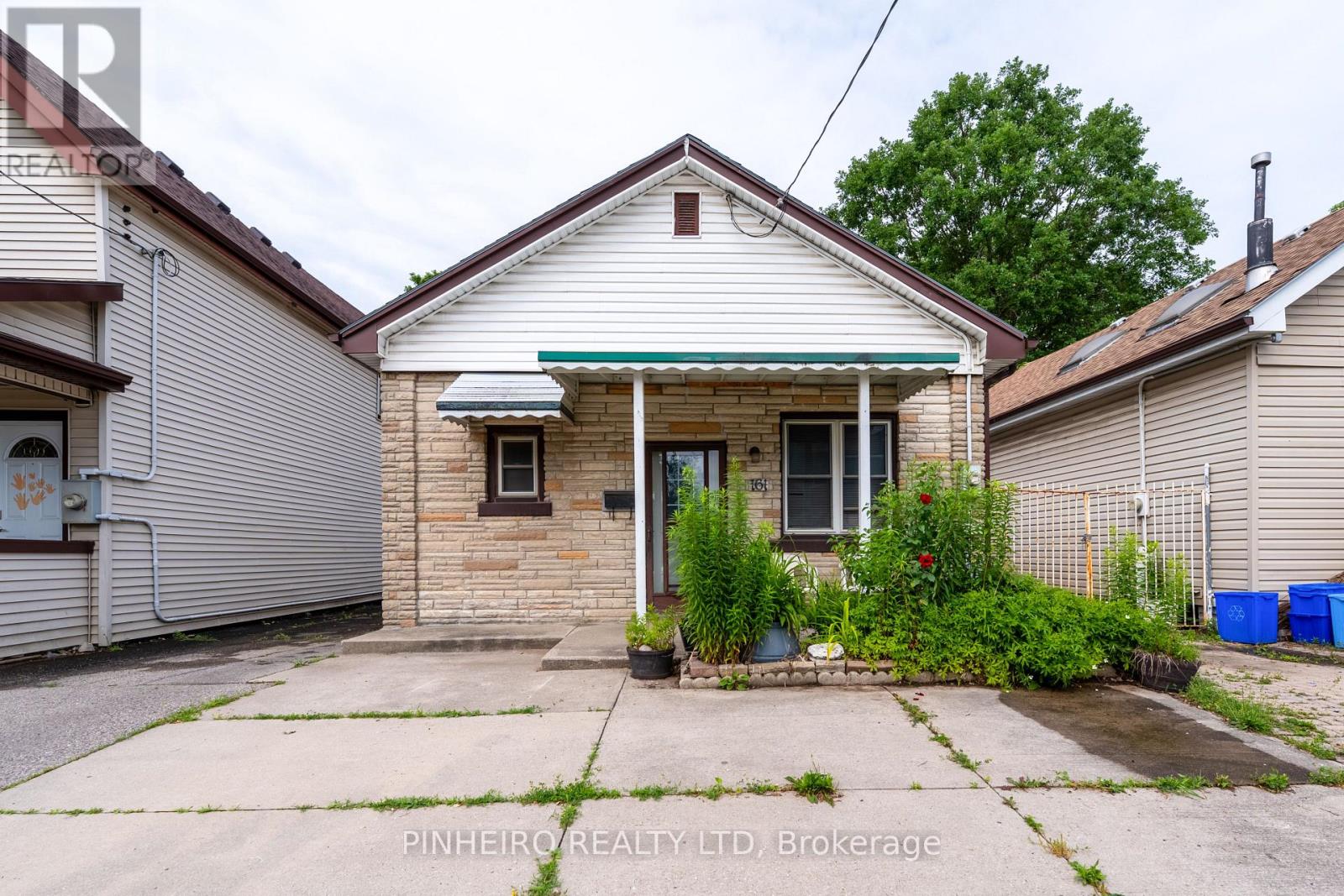 161 DREANEY AVENUE, London East (East L)