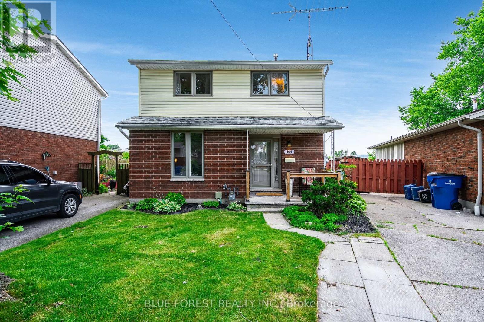 104 COPPERFIELD CRESCENT, Chatham-Kent (Chatham)