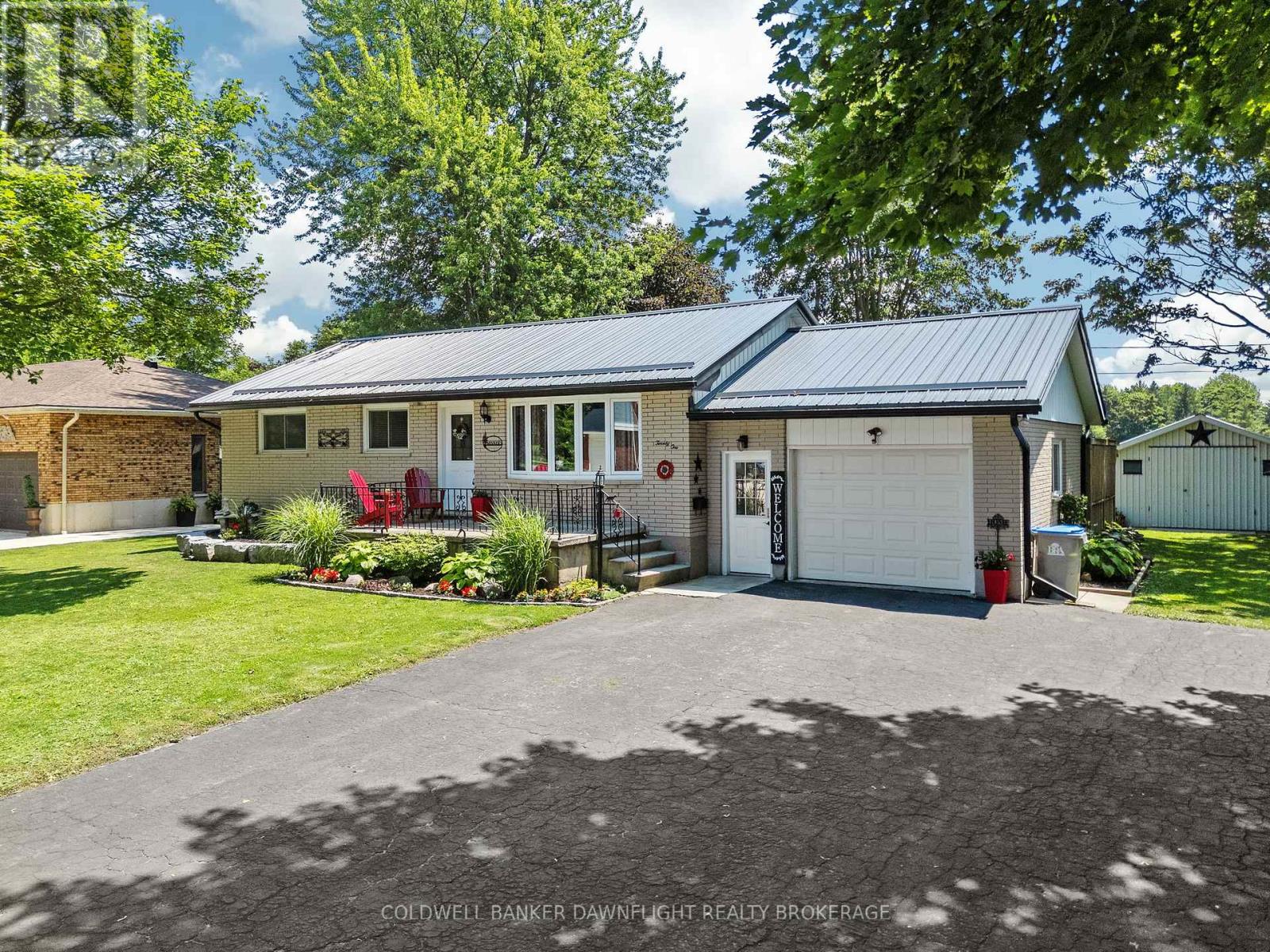 21 YORK CRESCENT, Bluewater (Hensall)