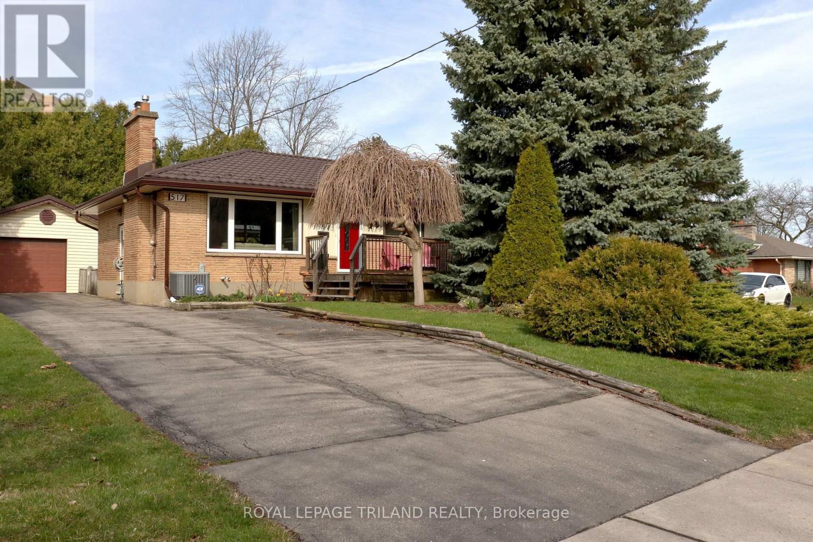 517 BEACHWOOD AVENUE, London South (South D)