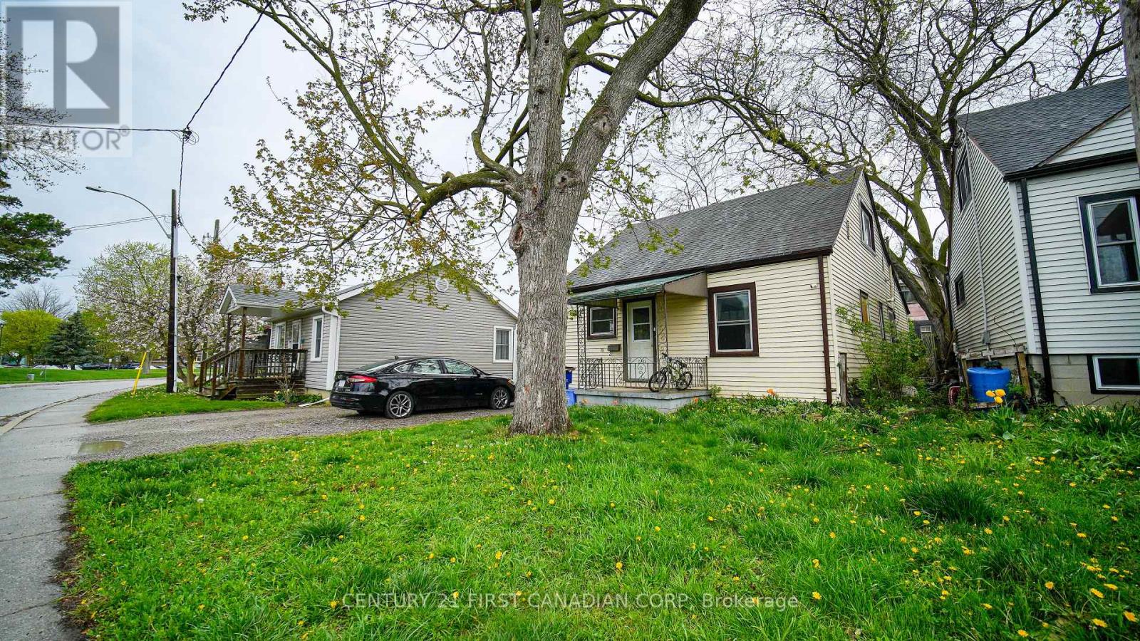 19 MONTGOMERY DRIVE, Chatham-Kent (Wallaceburg)