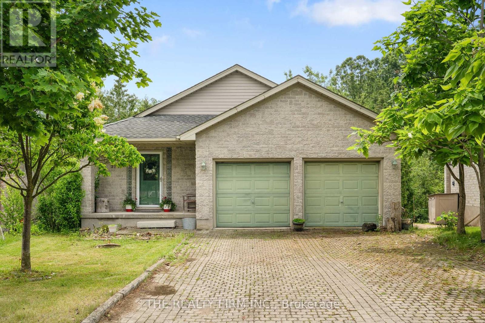 370 JONATHAN STREET, London South (South J)