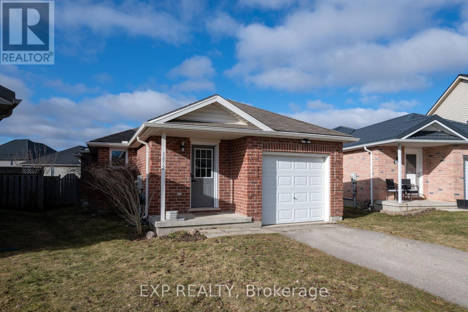 1852 BLOOM CRESCENT, London North (North C)