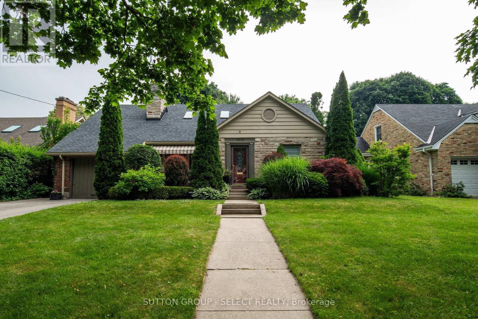 1010 HARRISON AVENUE, London East (East B)
