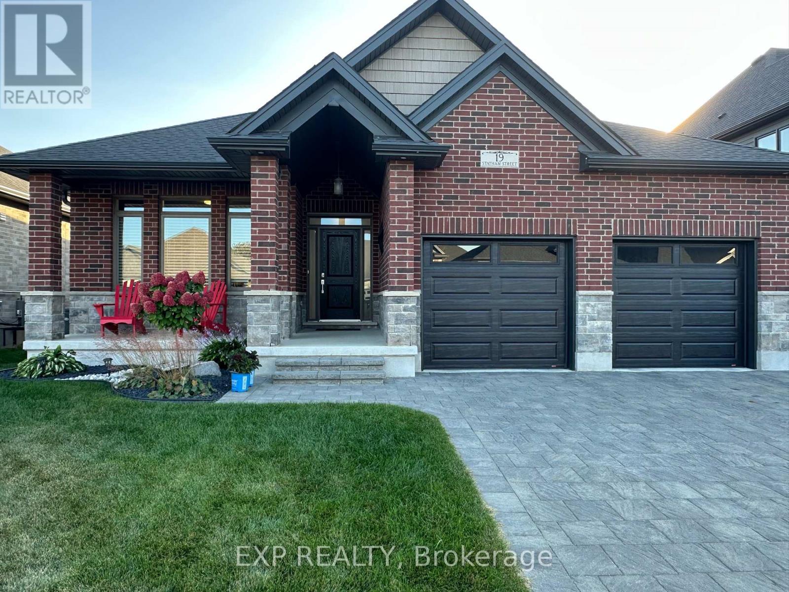 19 STATHAM STREET, Strathroy-Caradoc (SE)