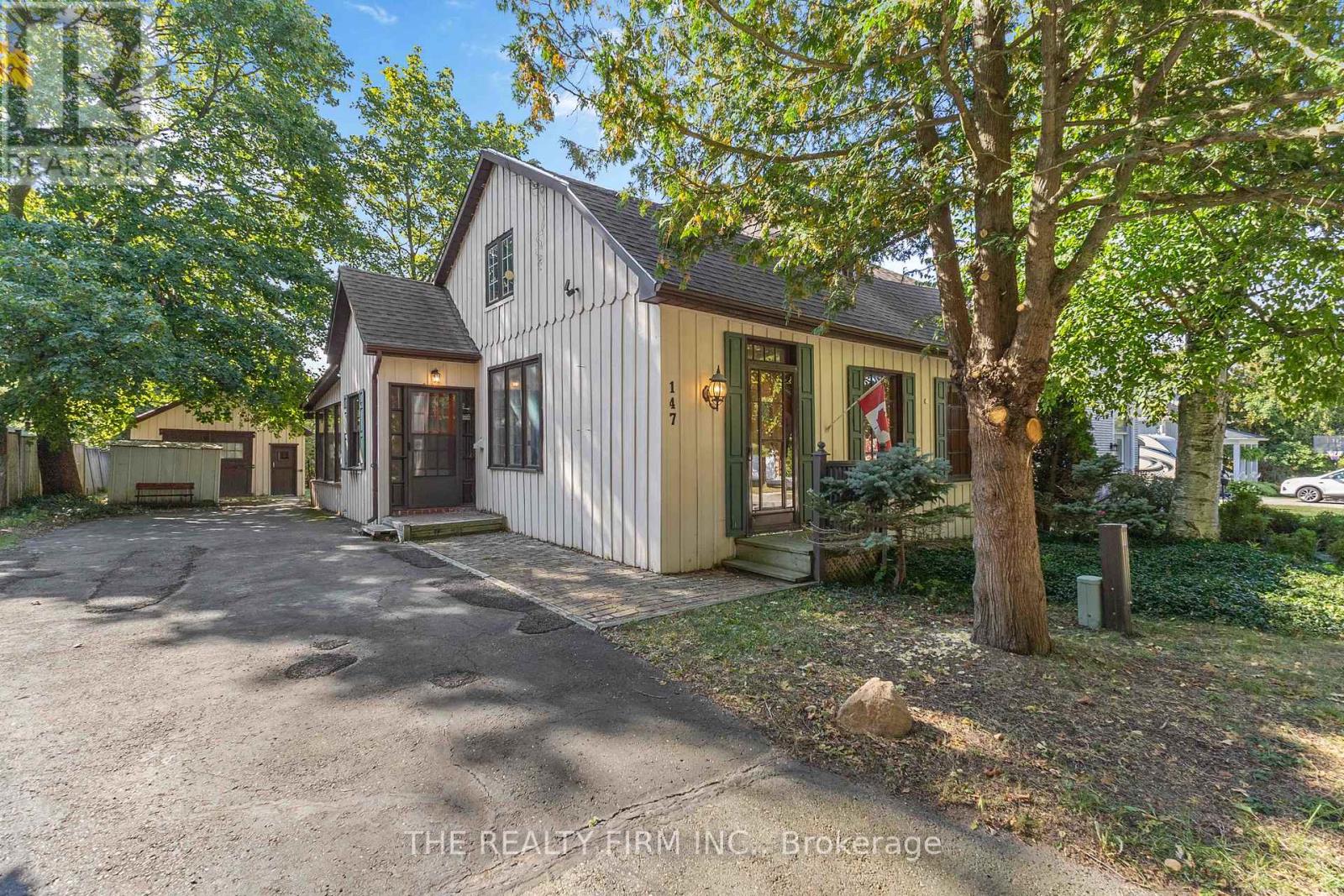 147 PRINCESS STREET, Lucan Biddulph (Lucan)