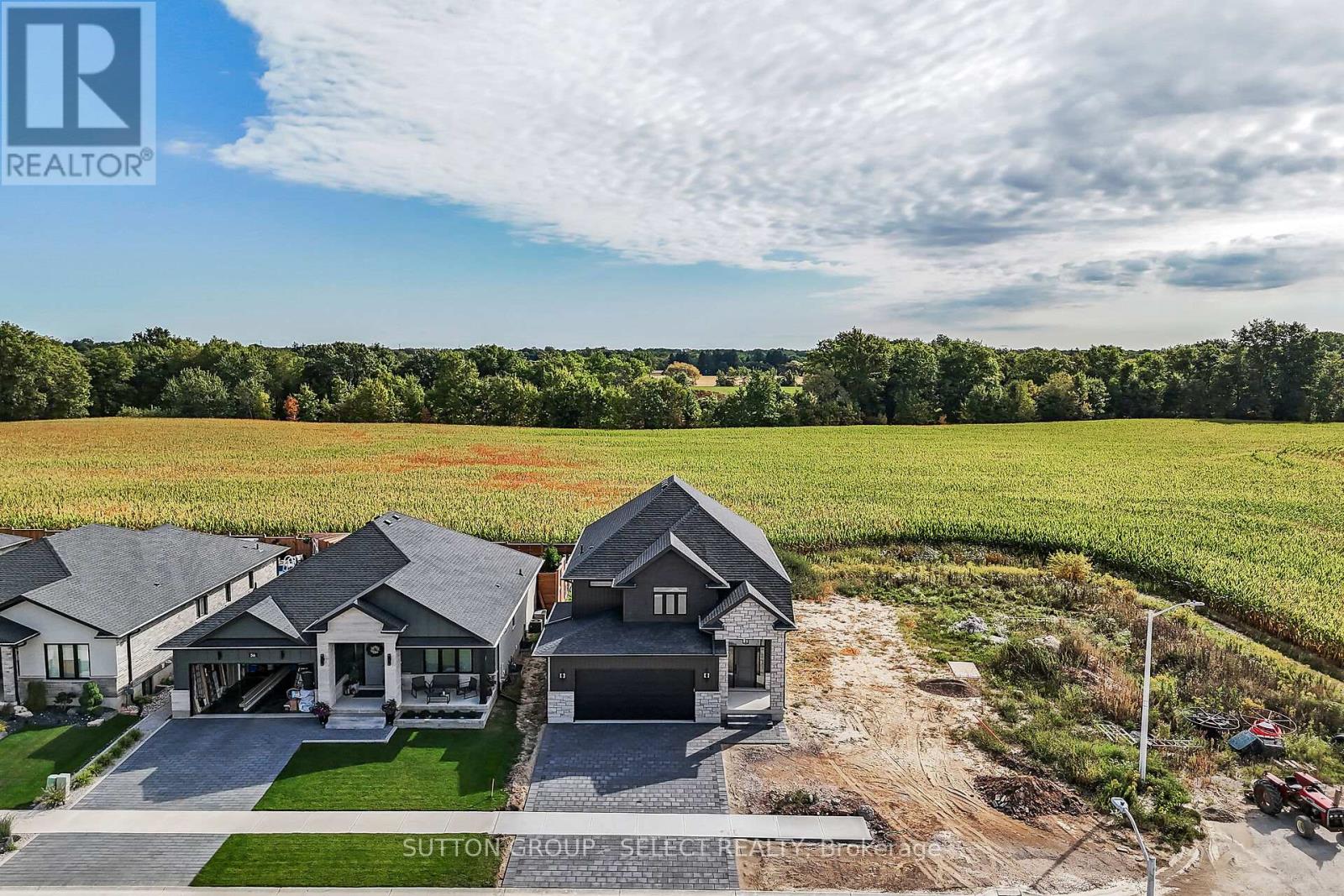 58 BRISCOE CRESCENT, Strathroy-Caradoc (NE)