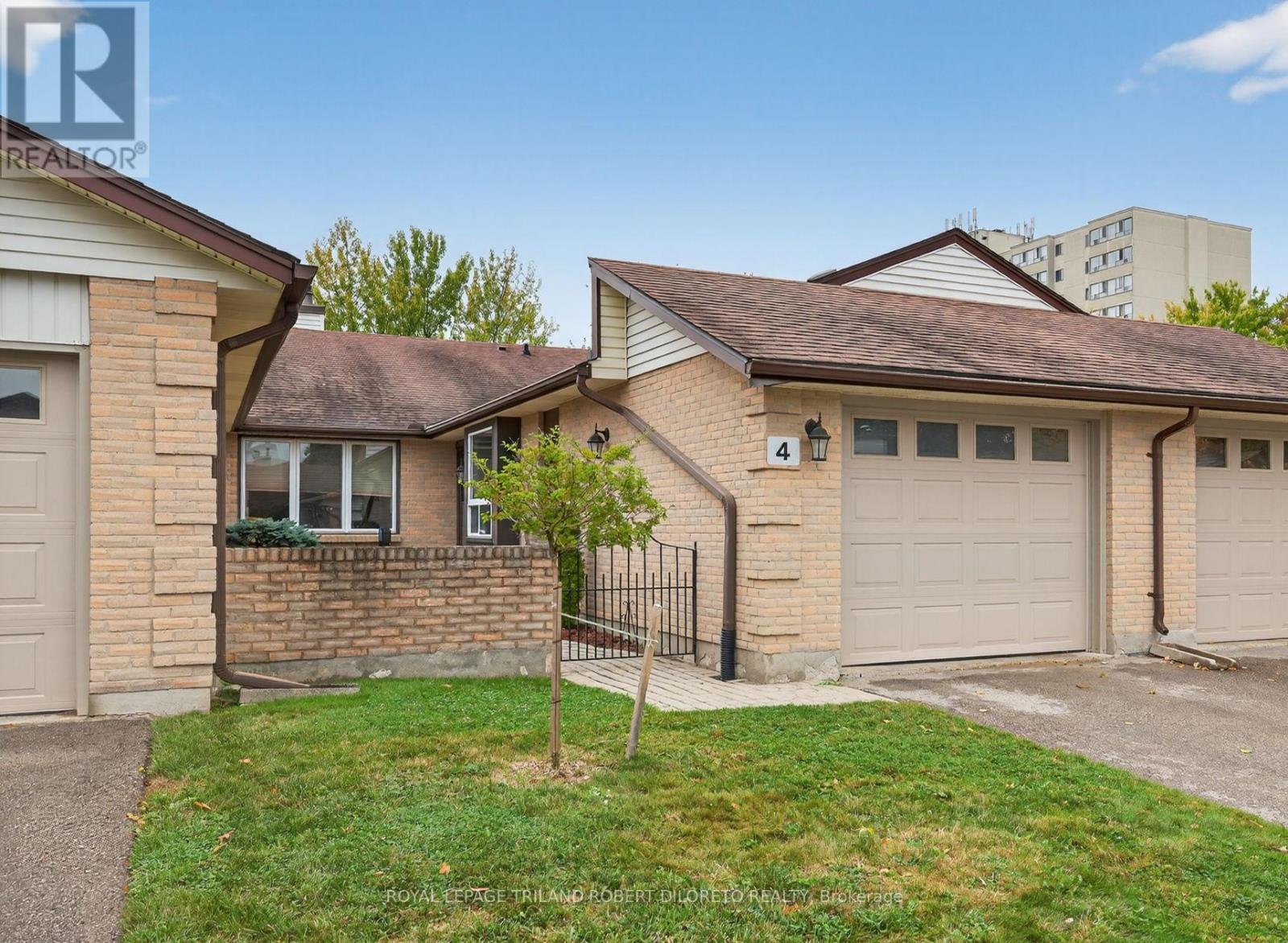 4 - 60 FIDDLERS GREEN ROAD, London North (North P)