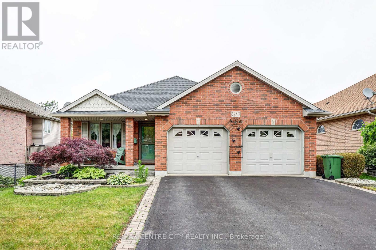 29 HICKORY LANE, St. Thomas