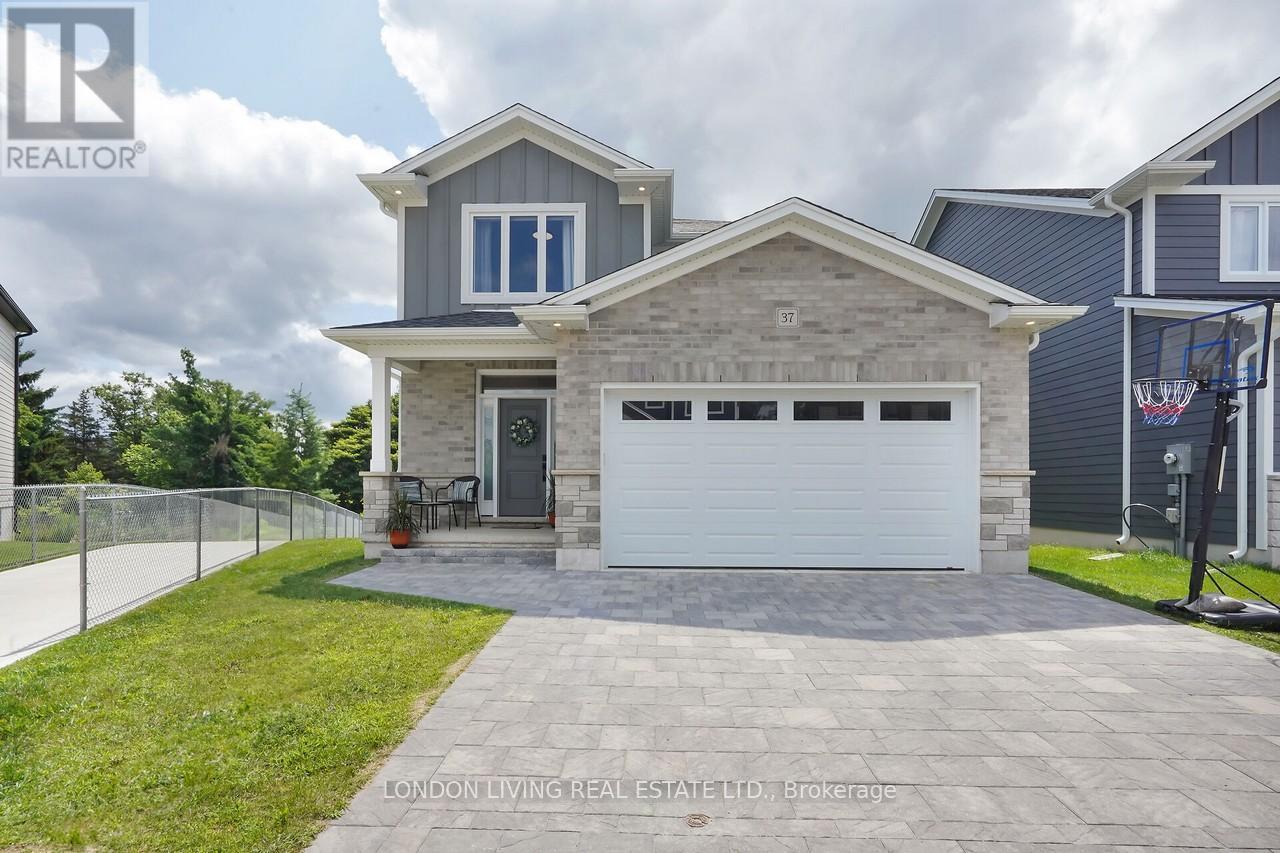 37 - 22701 ADELAIDE ROAD, Strathroy-Caradoc (Mount Brydges)