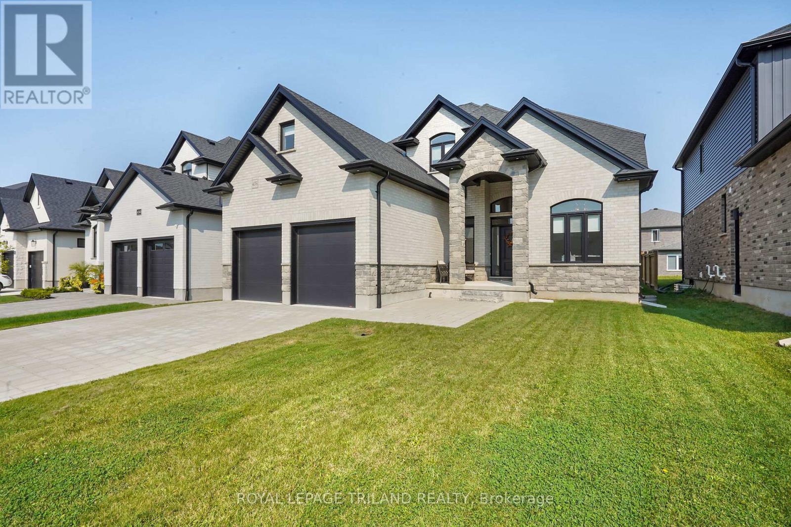 4076 SUGARMAPLE, London