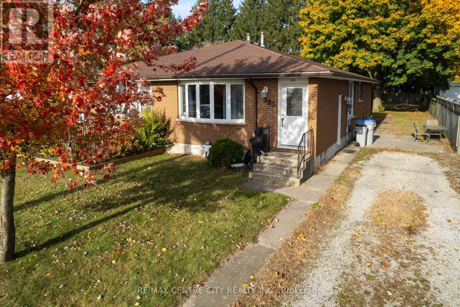 383 MCKELLAR STREET, Strathroy-Caradoc (SW)