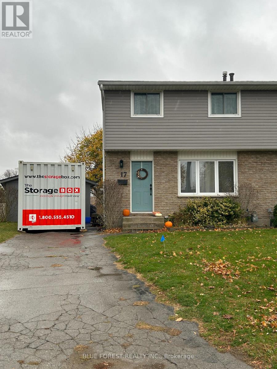 17 PARCREEK PLACE, Strathroy-Caradoc (NW)