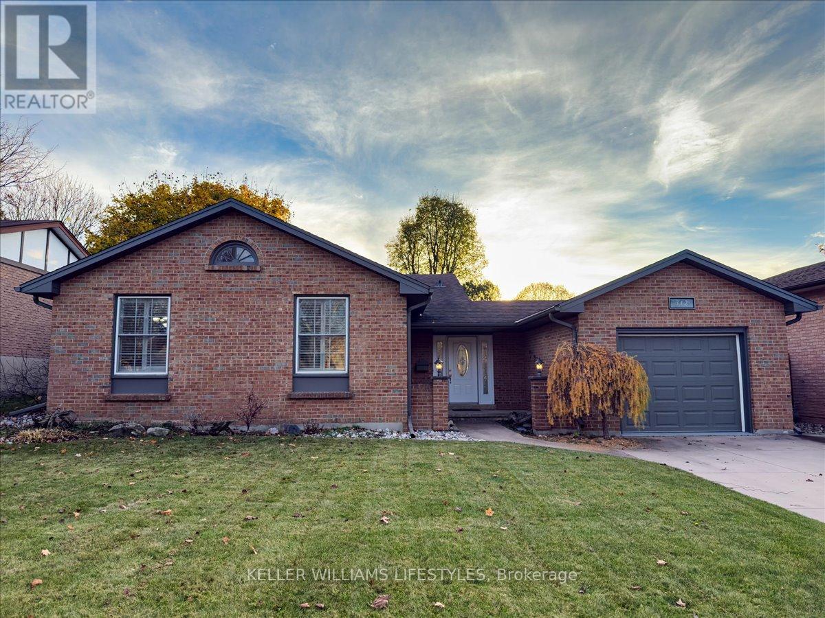 312 OAK AVENUE, Strathroy-Caradoc (SW)