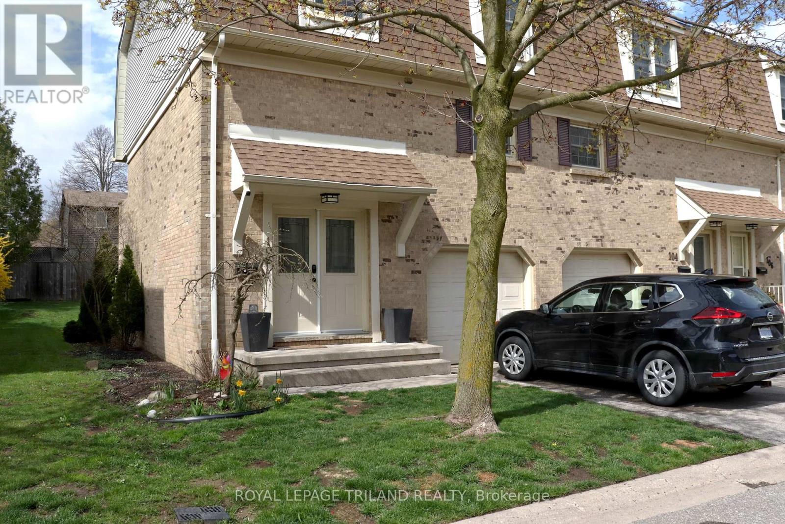 102 - 900 PONDVIEW ROAD, London South (South T)