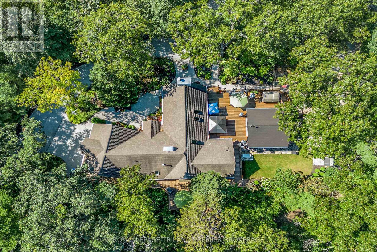 9941 NIPIGON STREET, Lambton Shores (Port Franks)