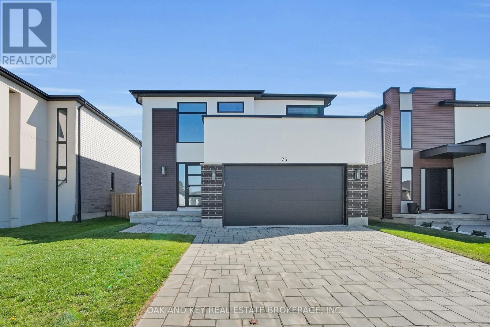 25 ALEXANDER CIRCLE, Strathroy Caradoc (SE)