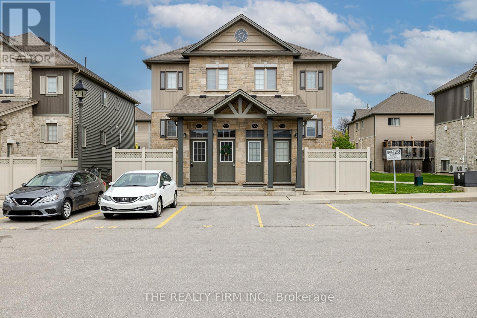 53 - 3200 SINGLETON AVENUE, London South (South W)