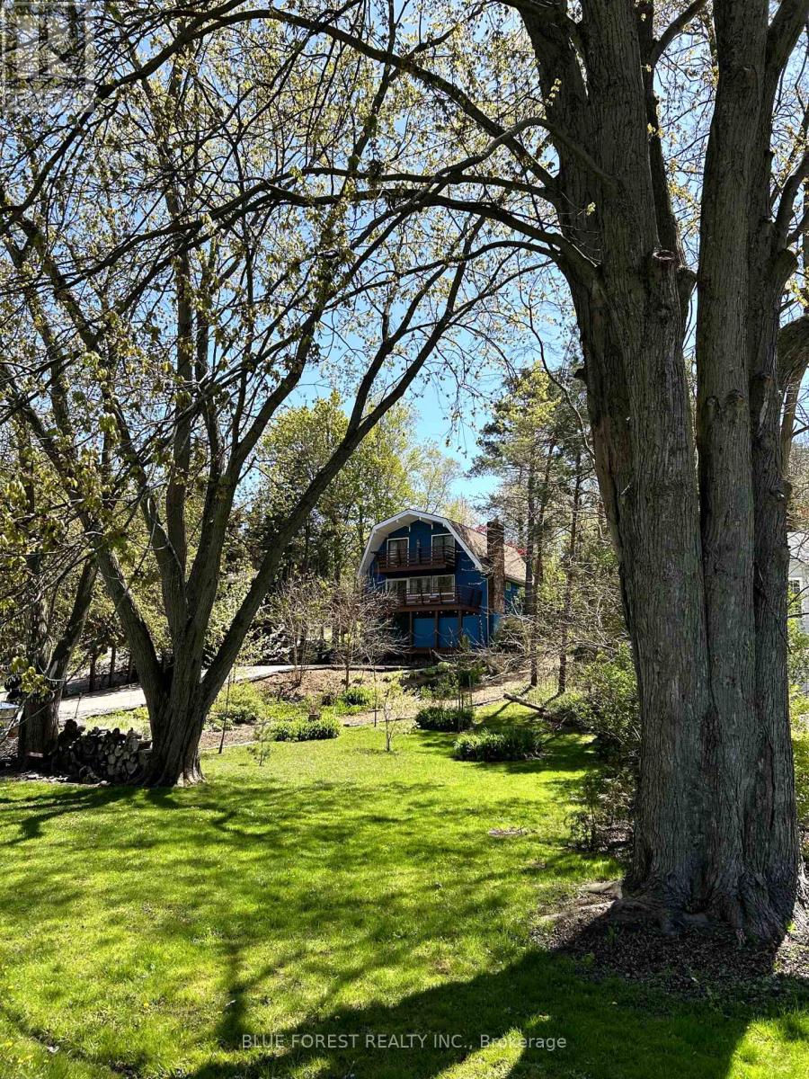 5437 LAKE VALLEY GROVE ROAD, Lambton Shores