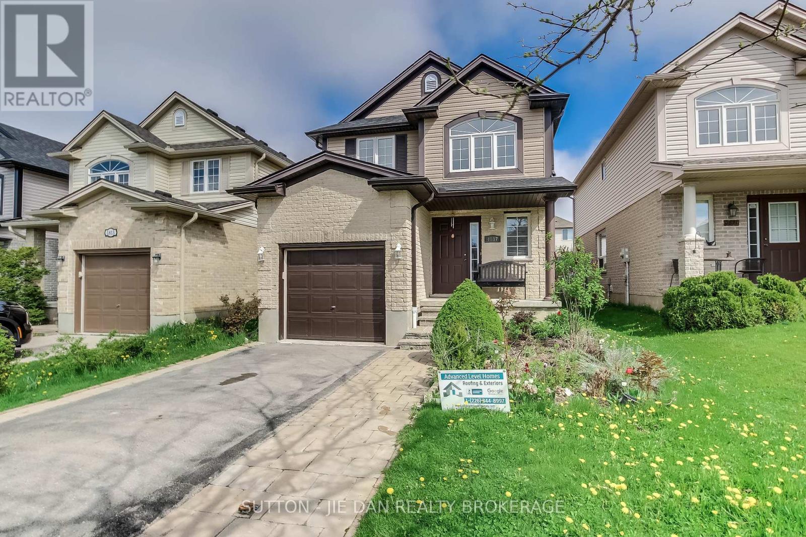 1817 MICKLEBOROUGH DRIVE, London North (North I)