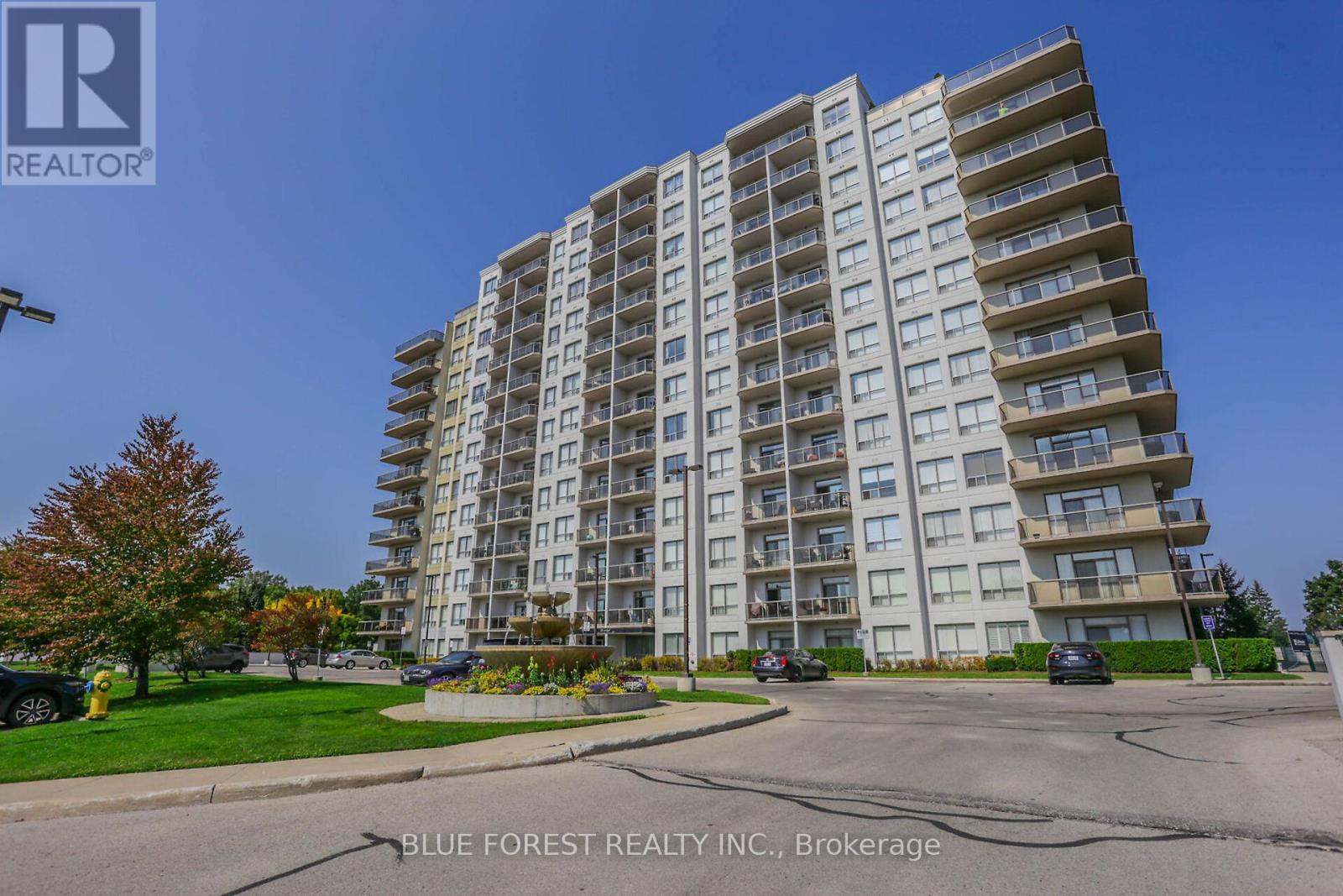 206 - 353 COMMISSIONERS ROAD W, London South (South D)