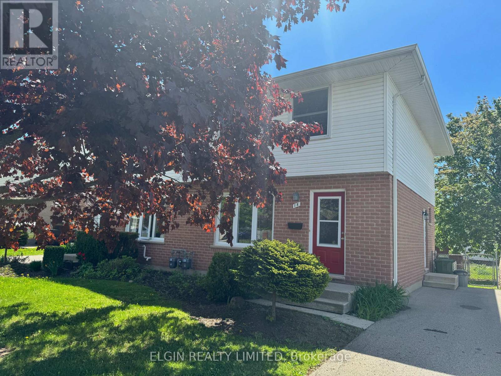 18 VANIER PLACE, St. Thomas