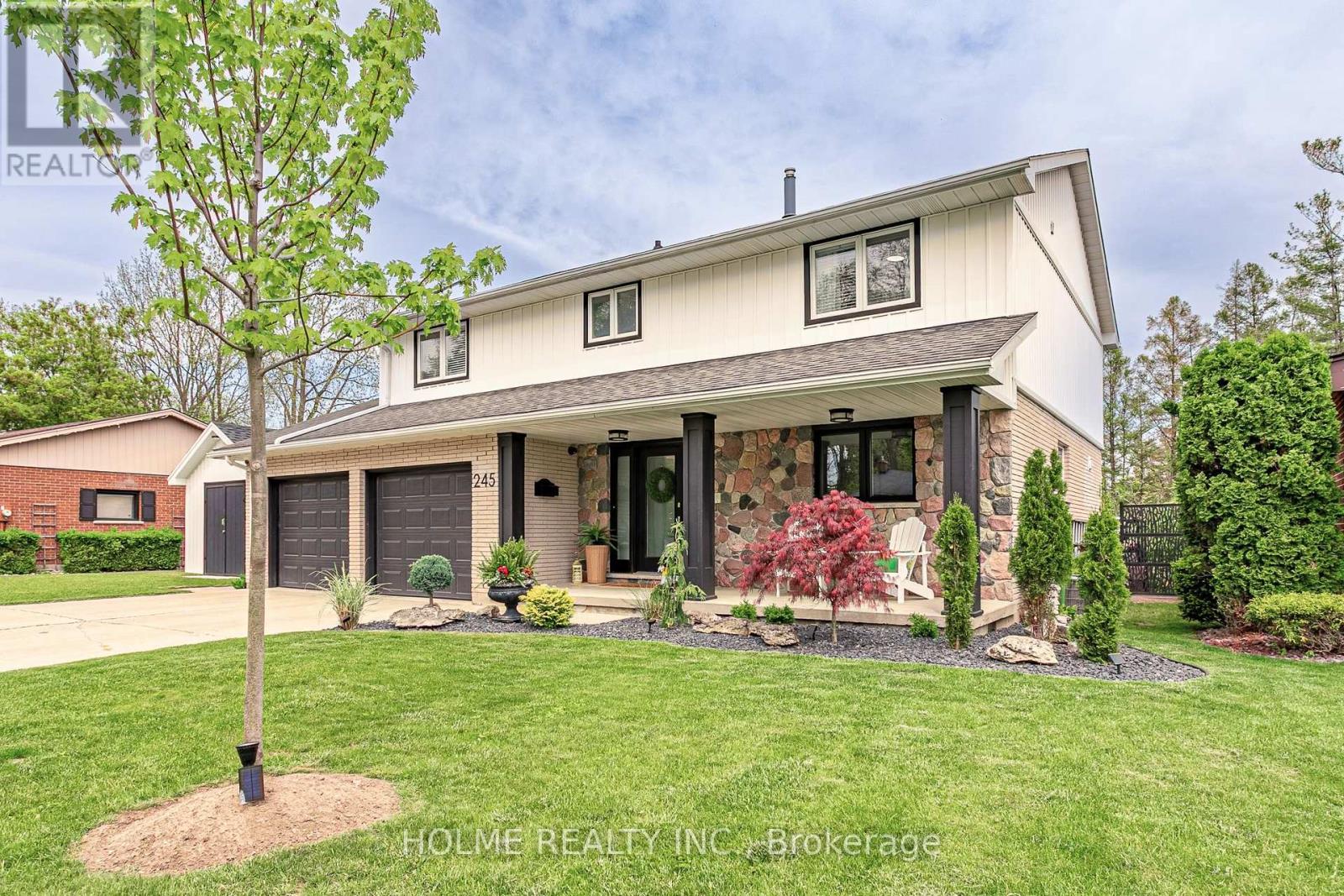 245 RIVERVIEW DRIVE, Strathroy Caradoc (NE)