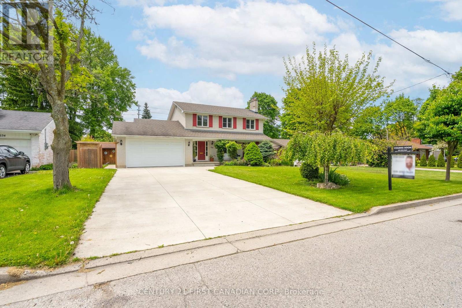 638 MIDDLEWOODS DRIVE, London North (North J)
