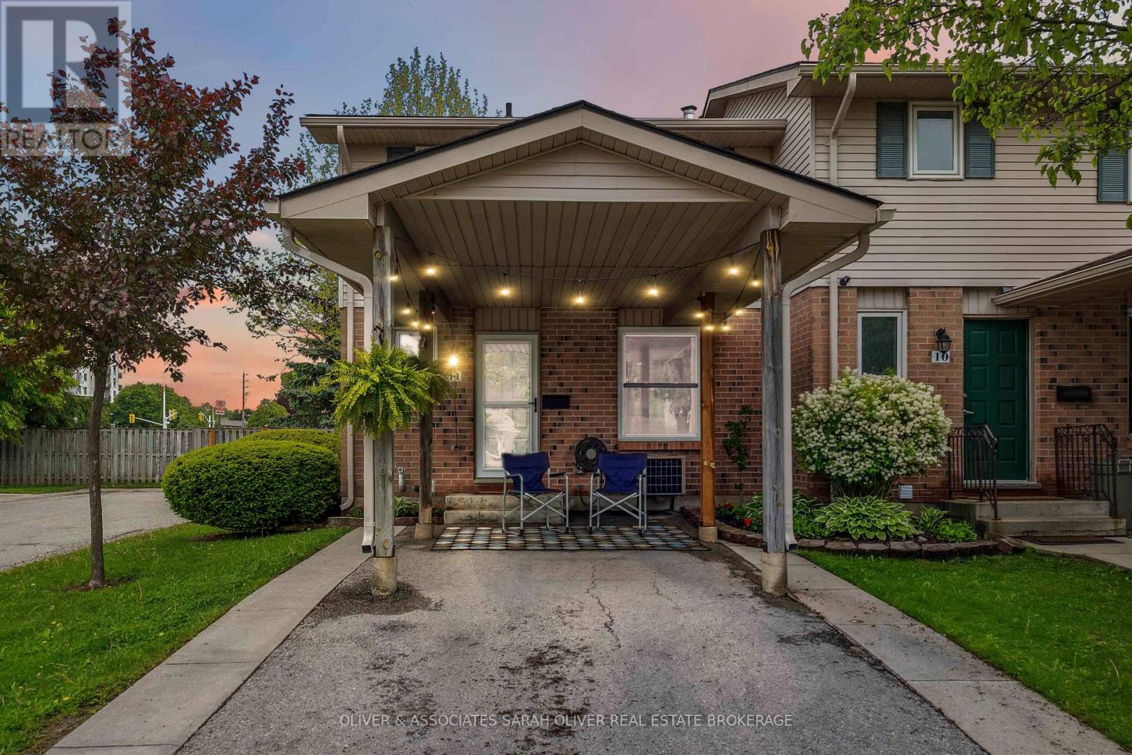 11 - 160 CONWAY DRIVE, London South (South X)