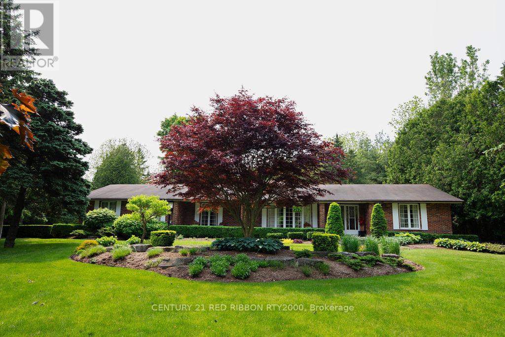 24387 SAXTON ROAD, Strathroy-Caradoc