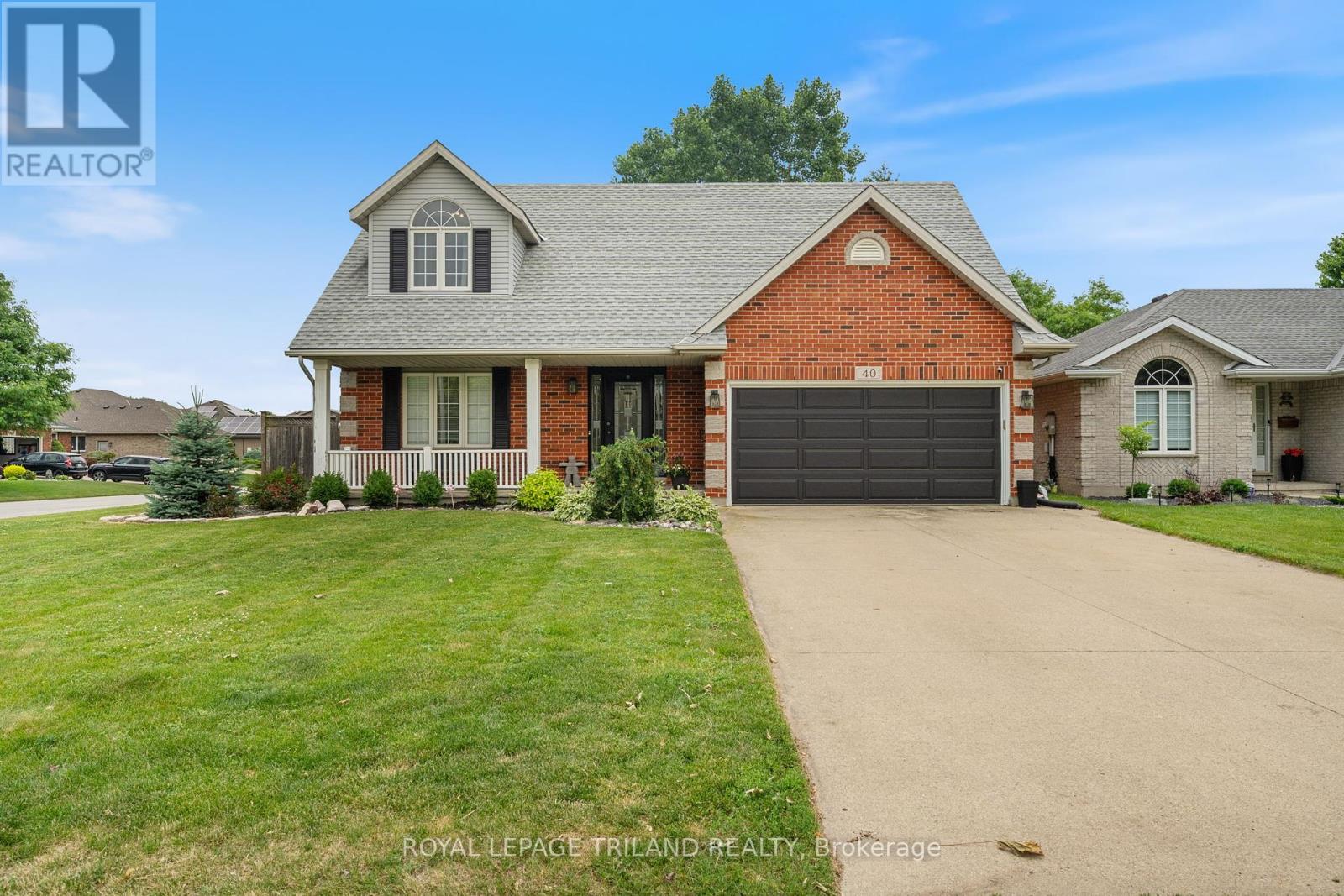 40 DAVID BLACKWOOD DRIVE, Sarnia